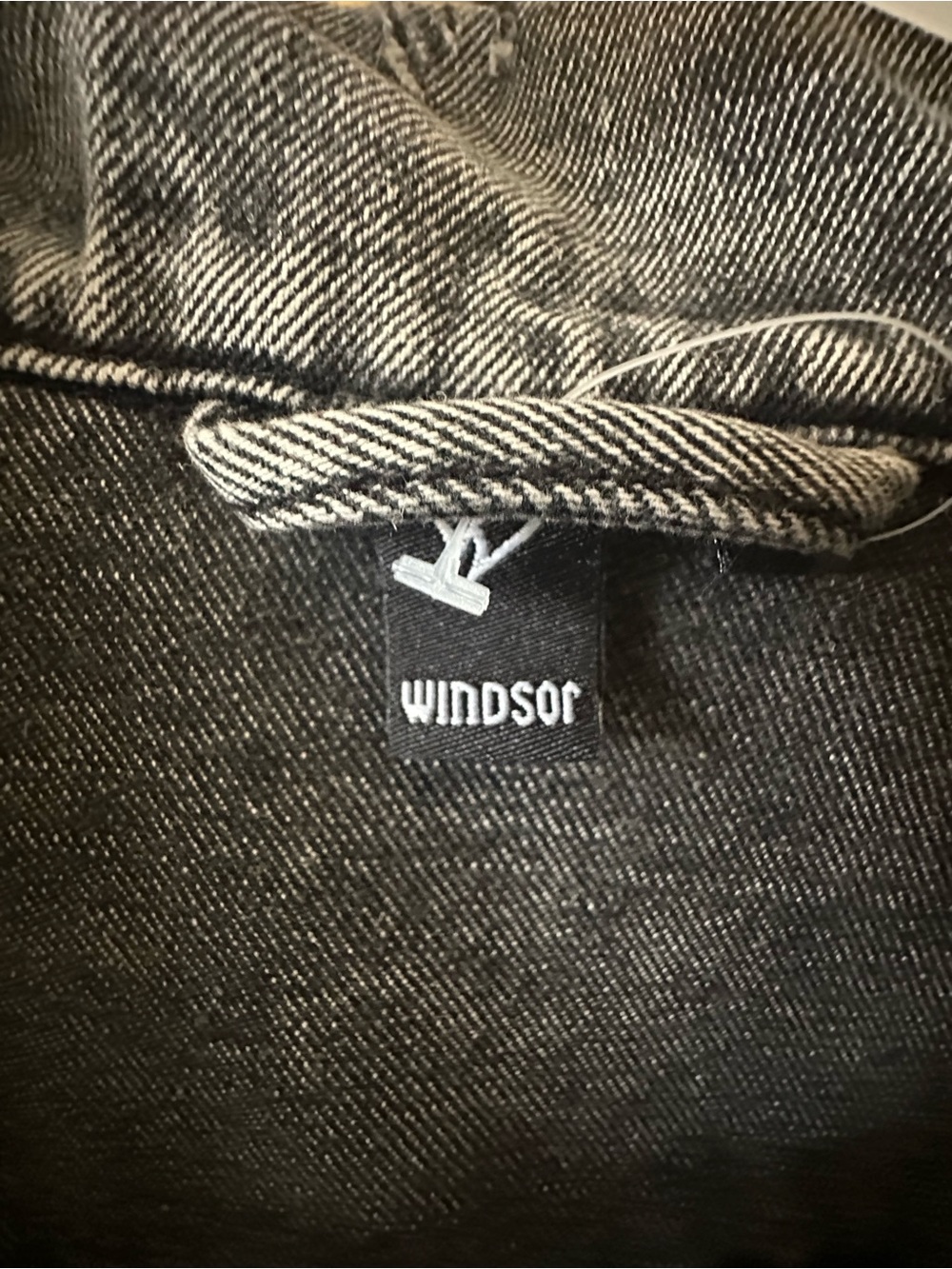 Windsor Washed Gray Cropped Denim Jacket - Picture 2 of 3